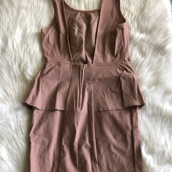 Dusty rose dress - Picture 6 of 8